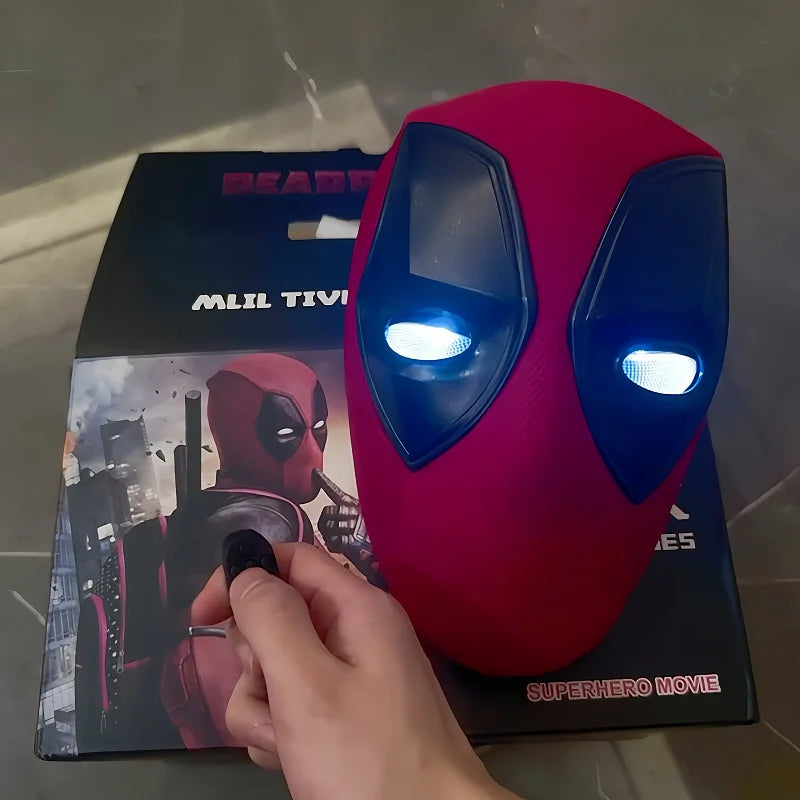 Deadpool 1:1 Electronic Mask – Remote-Controlled Moving Eyes | Cosplay & Desktop Display Model for Adults & Fans