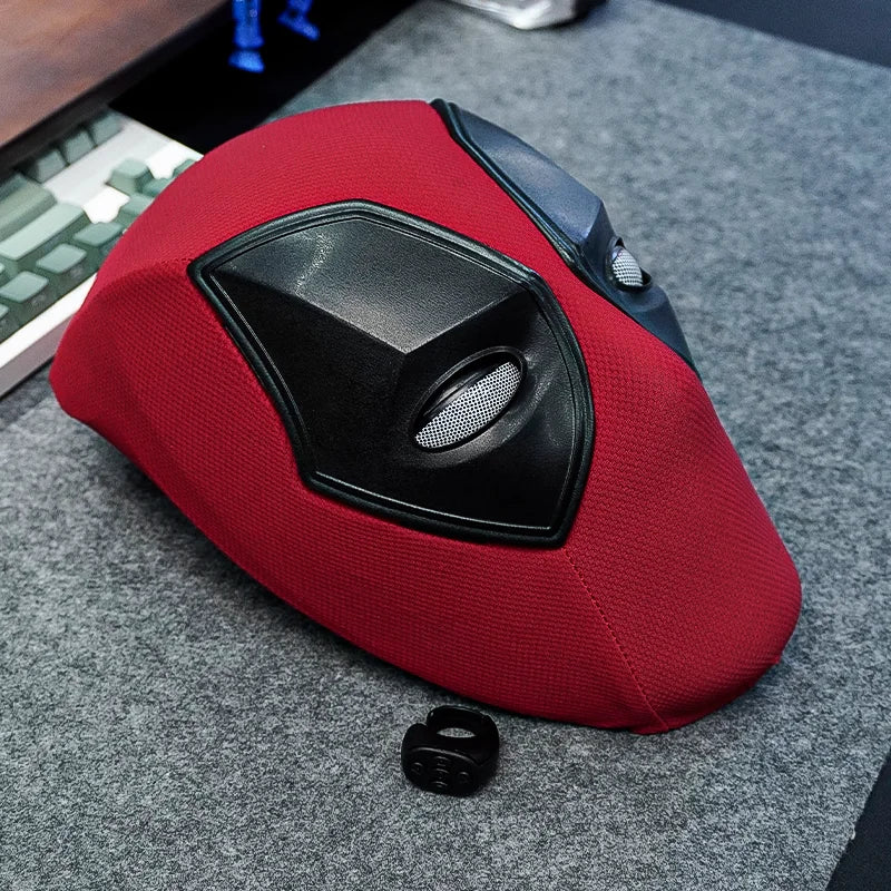 Deadpool 1:1 Electronic Mask – Remote-Controlled Moving Eyes | Cosplay & Desktop Display Model for Adults & Fans