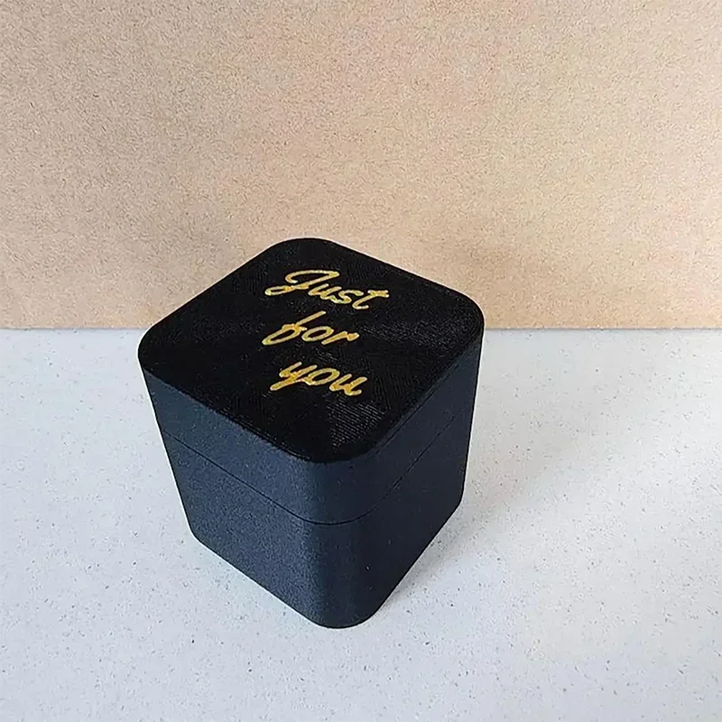 Finger Surprise Box – The Ultimate Prank Gift!
